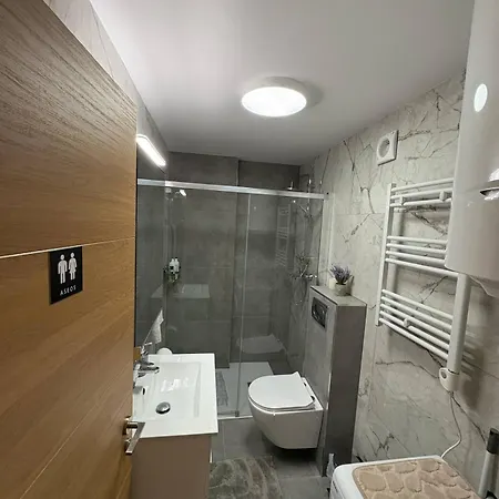A&j Punta Prima Апартаменты Торевьиа